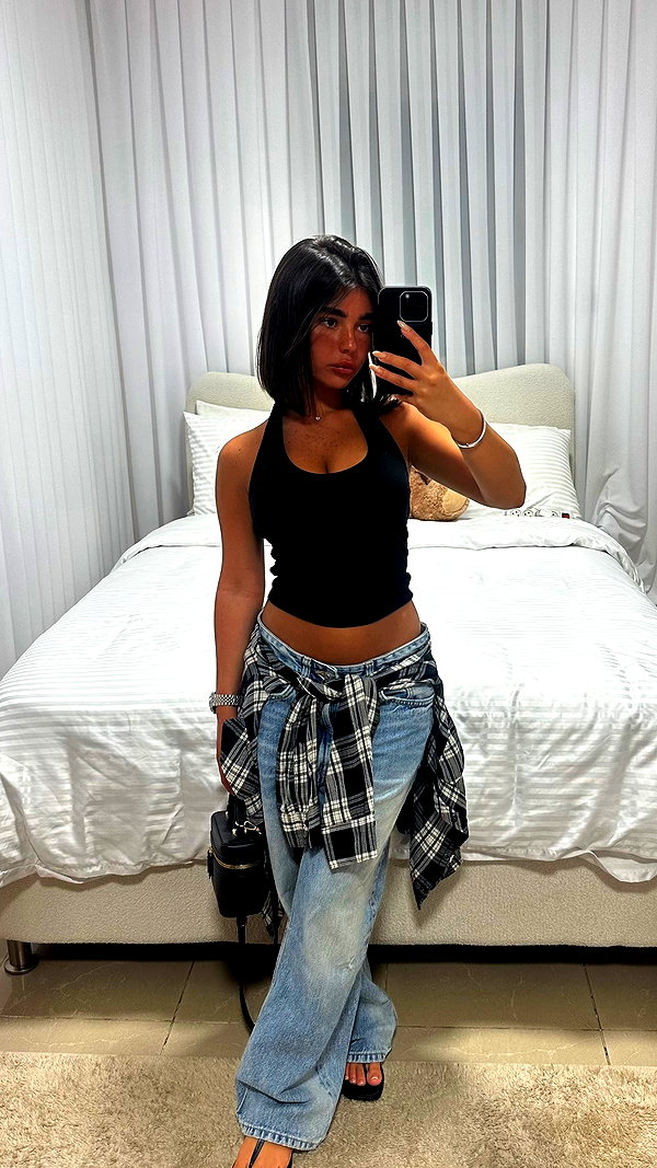 lian_sabag8 instagram image archive image