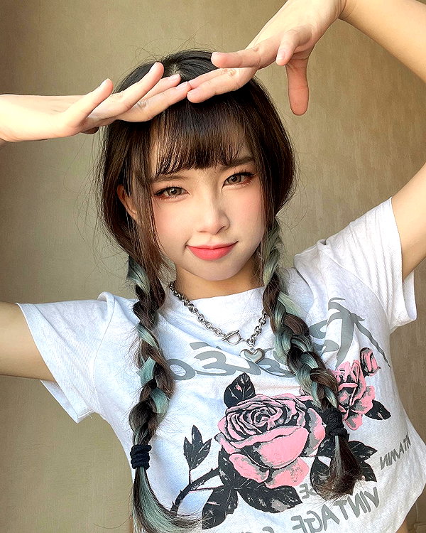 e.shao_417 instagram image archive image