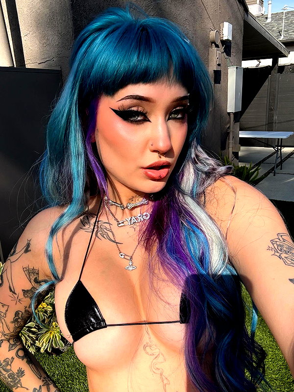 charleygrayyy instagram image archive image