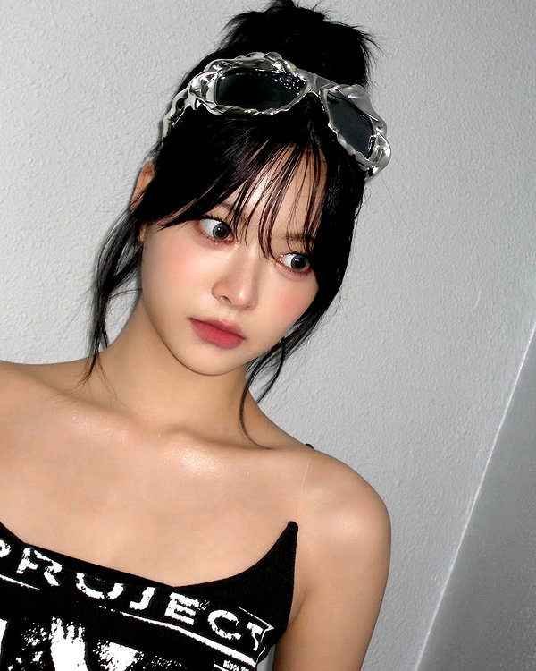 hhh.e_c.v instagram image archive image