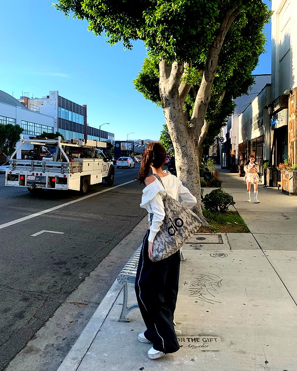 daxbin instagram image archive image