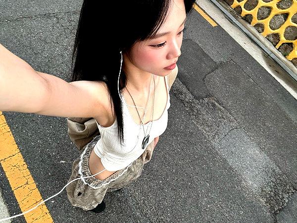 srillun instagram image archive image