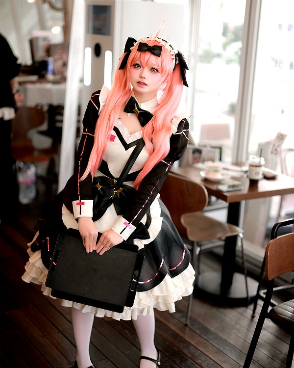 _mewcos instagram image archive image
