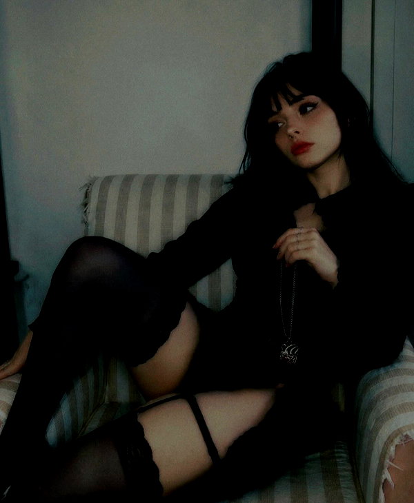helybun instagram image archive image