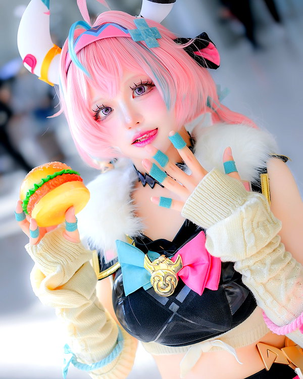 _mewcos instagram image archive image