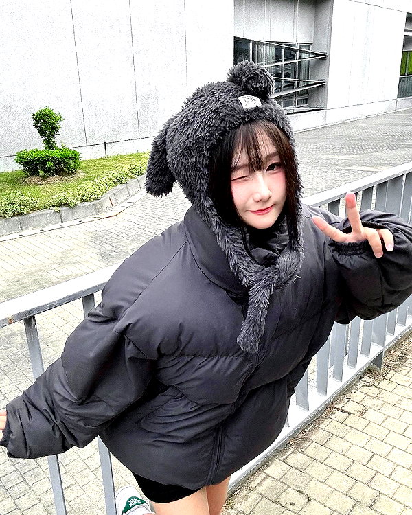 lai_931201 instagram image archive image