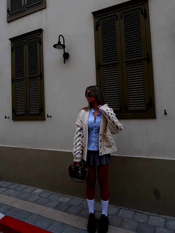 arielgino_ instagram image archive image