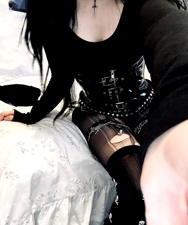 xoreniiiiii instagram image archive image