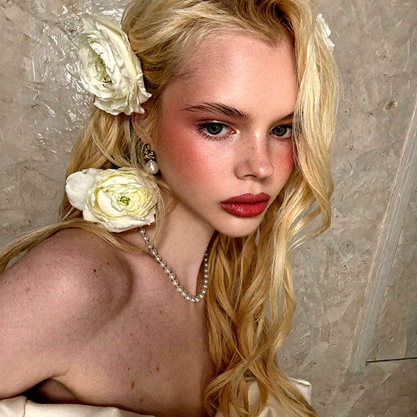 alisen.mari instagram image archive image