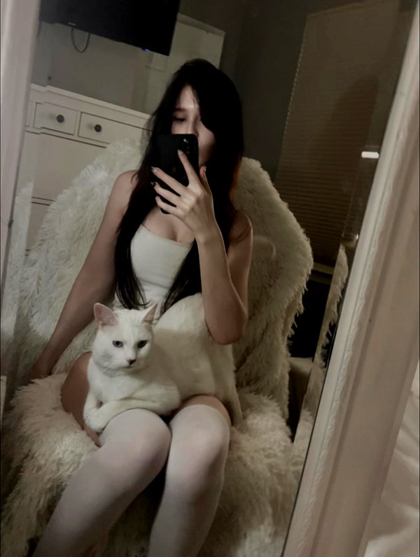 emeurie instagram image archive image