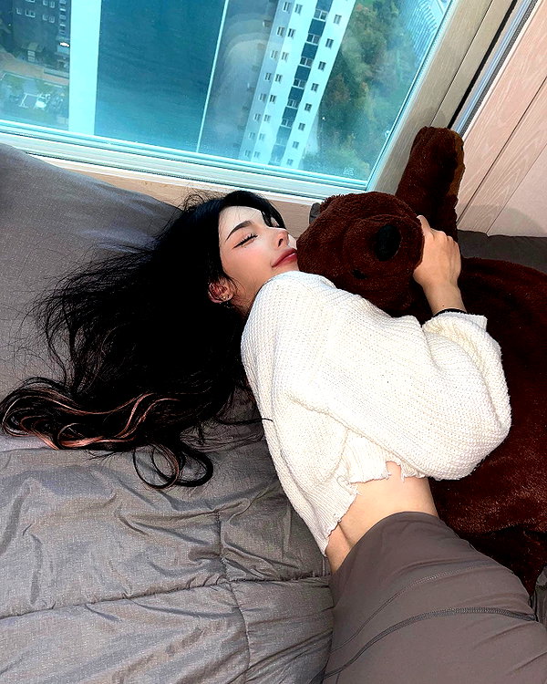 yuna_1_27 instagram image archive image