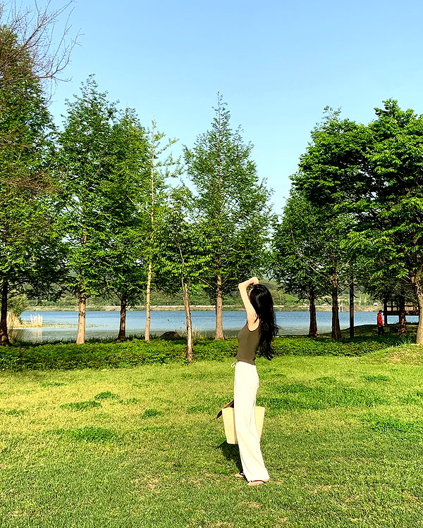 daxbin instagram image archive image