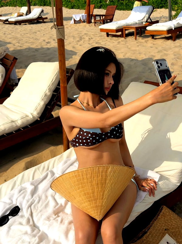 lyhythuedoxinh instagram image archive image