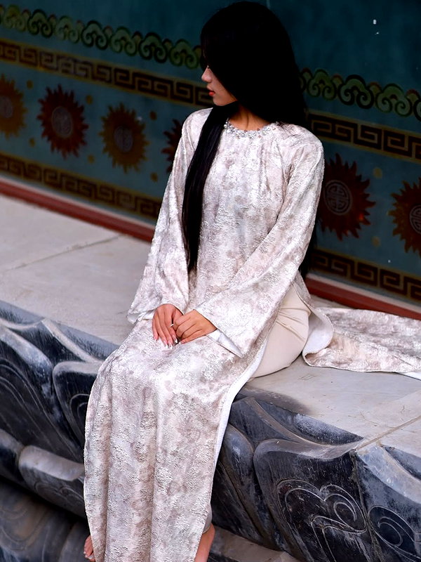 lyhythuedoxinh instagram image archive image