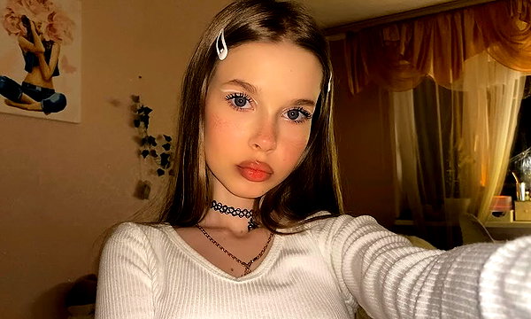 kristti.a instagram image archive image