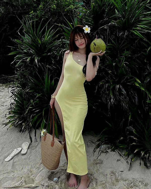 lyhythuedoxinh instagram image archive image