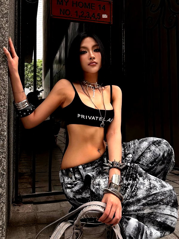 lyhythuedoxinh instagram image archive image