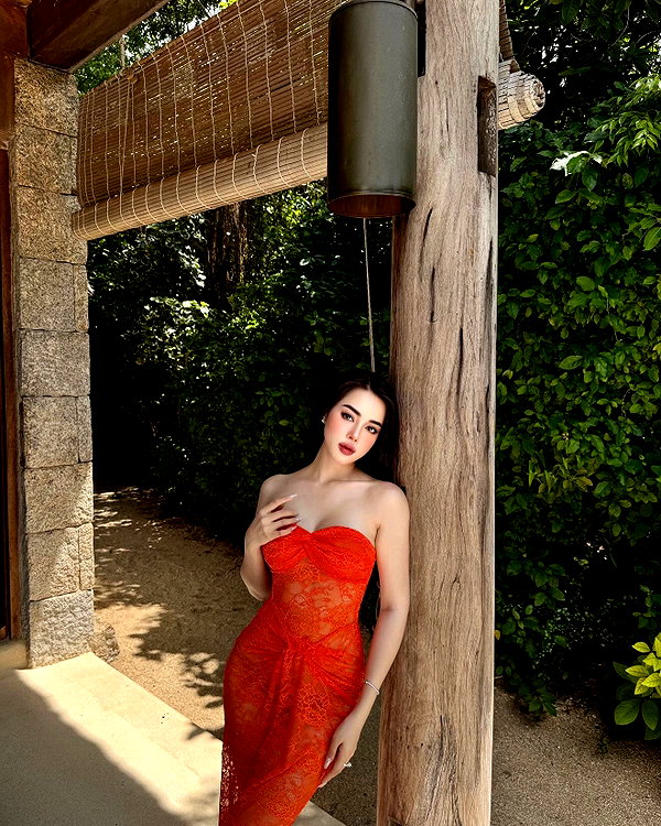 lyhythuedoxinh instagram image archive image