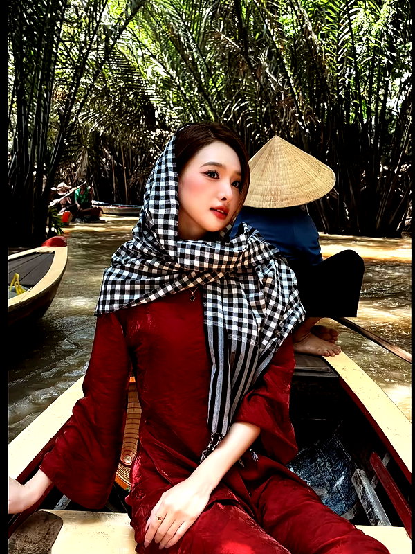 lyhythuedoxinh instagram image archive image