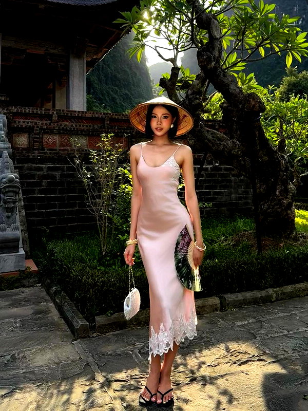 lyhythuedoxinh instagram image archive image
