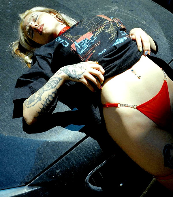 Archived image from @noyrll on Instagram