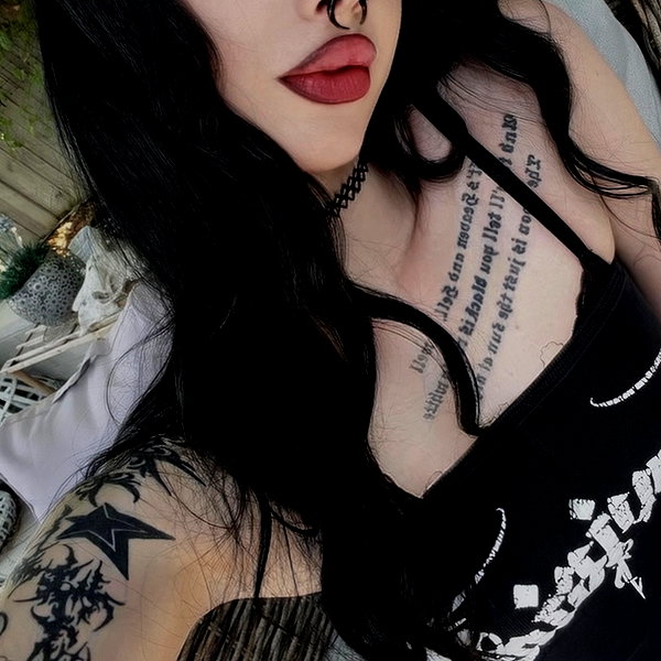 goawayapologygrl instagram image archive image