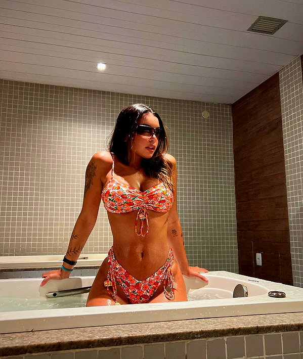 gabimfmoura instagram image archive image