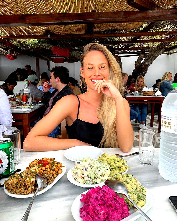 barzomer instagram image archive image
