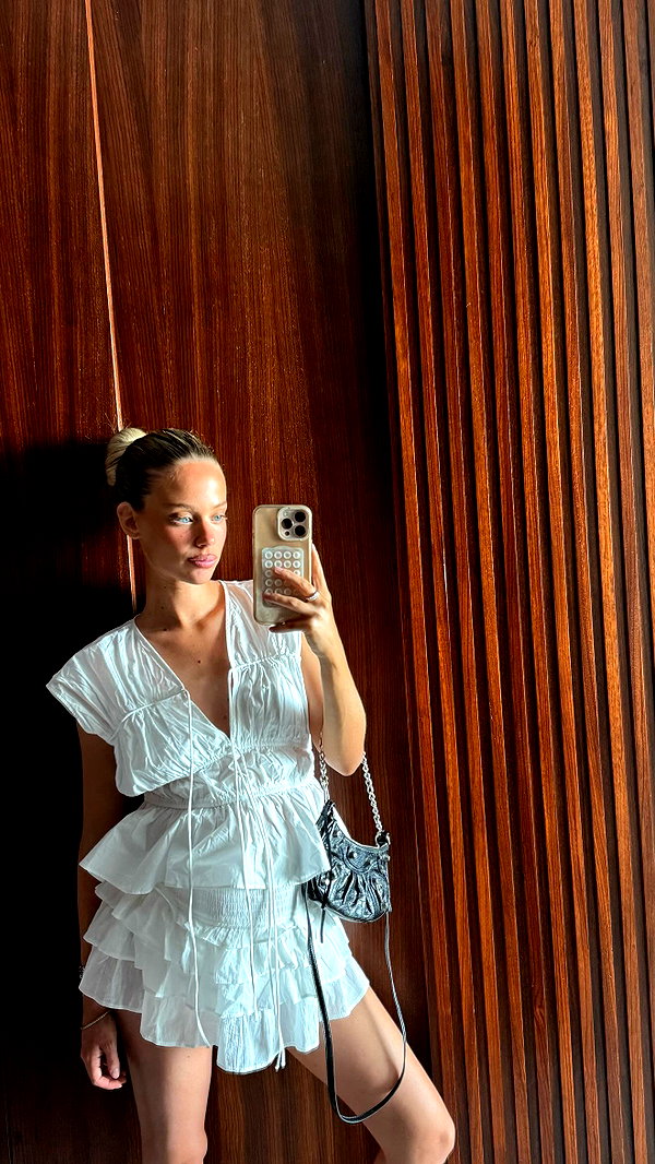 barzomer instagram image archive image