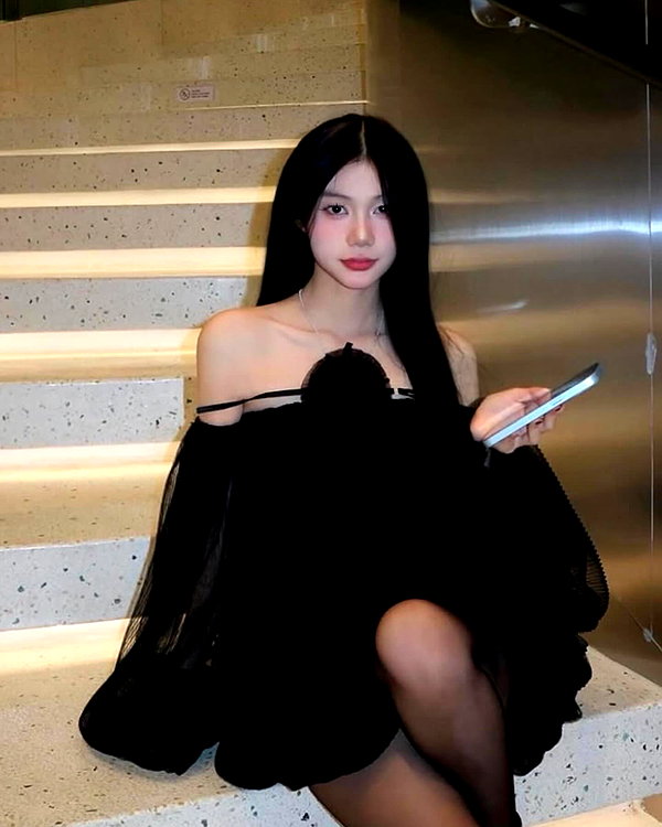 lyhythuedoxinh instagram image archive image