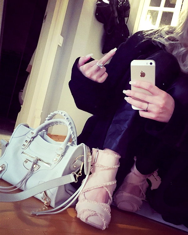 aseynat0r instagram image archive image