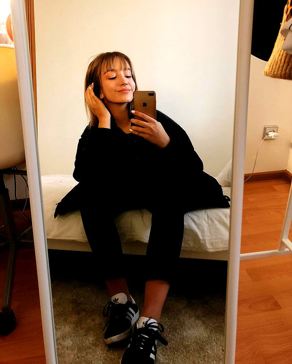 veroni22ka instagram image archive image