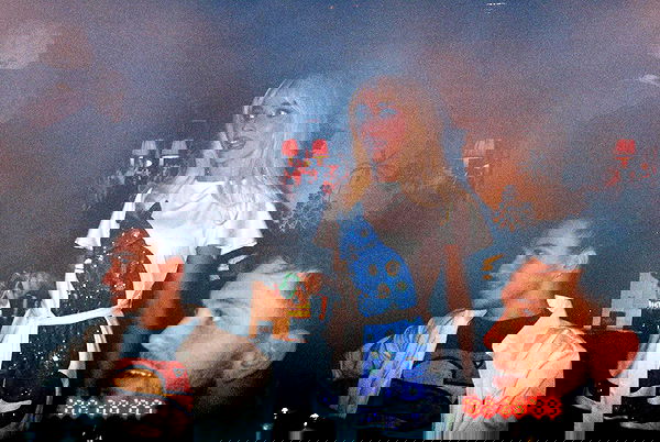 sabrinacarpenter sabrinacarpenter archive image