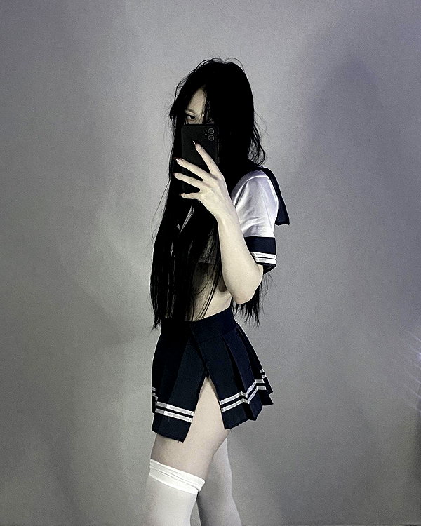glowmoonshorty instagram image archive image