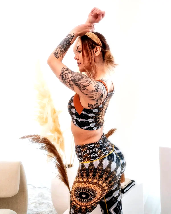 luxlo.xo instagram image archive image
