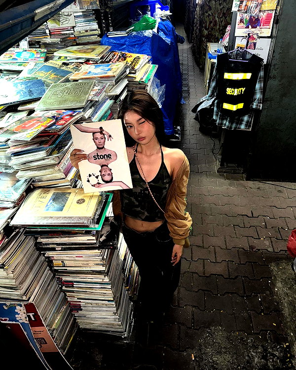 ll.lu1s instagram image archive image