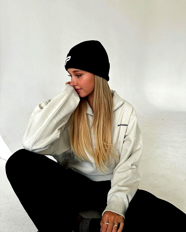 lilih instagram image archive image
