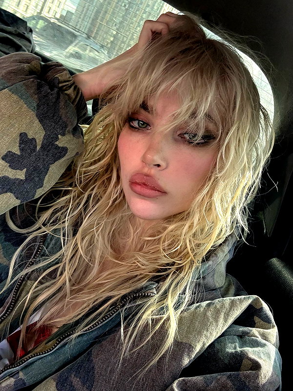 anya4everr instagram image archive image