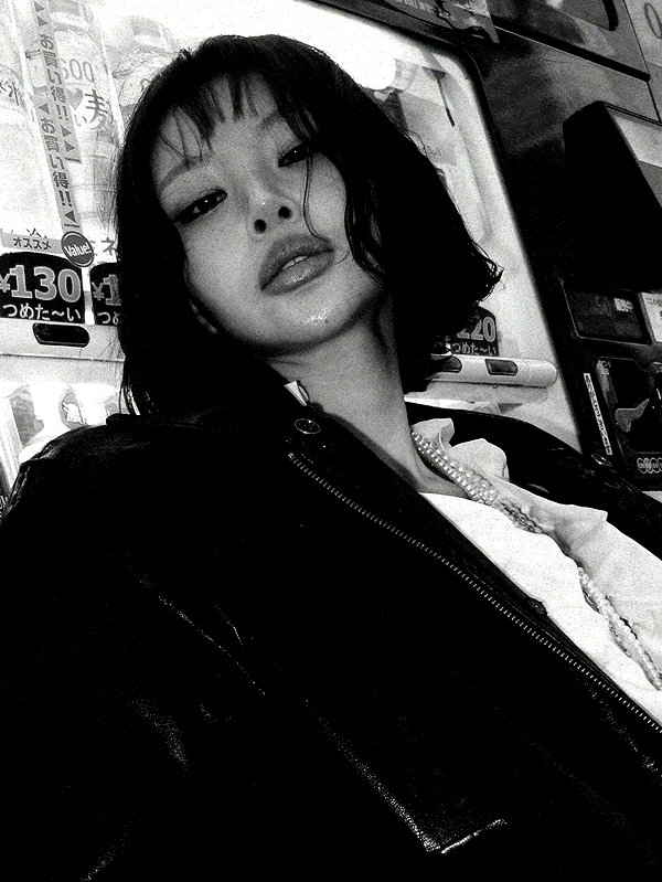 ll.lu1s instagram image archive image