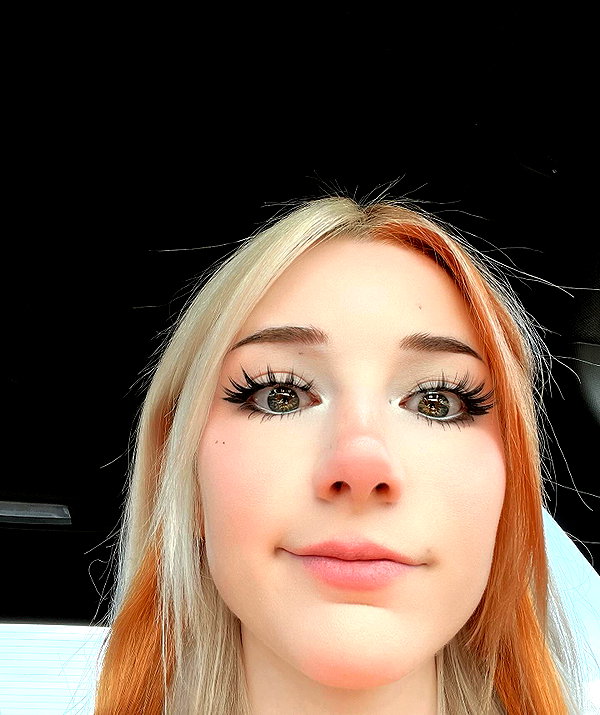 danielle.mercedie instagram image archive image