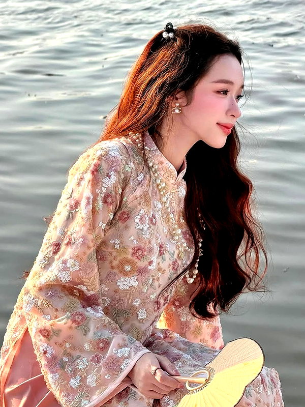 lyhythuedoxinh instagram image archive image