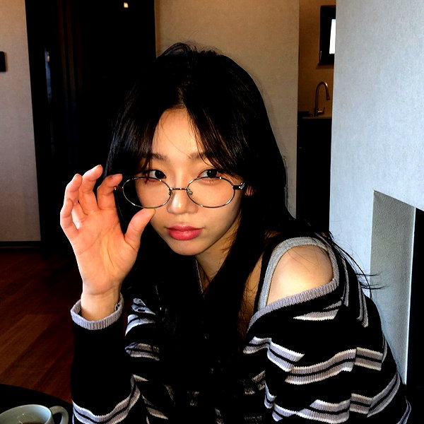 hyeweon__ archive image