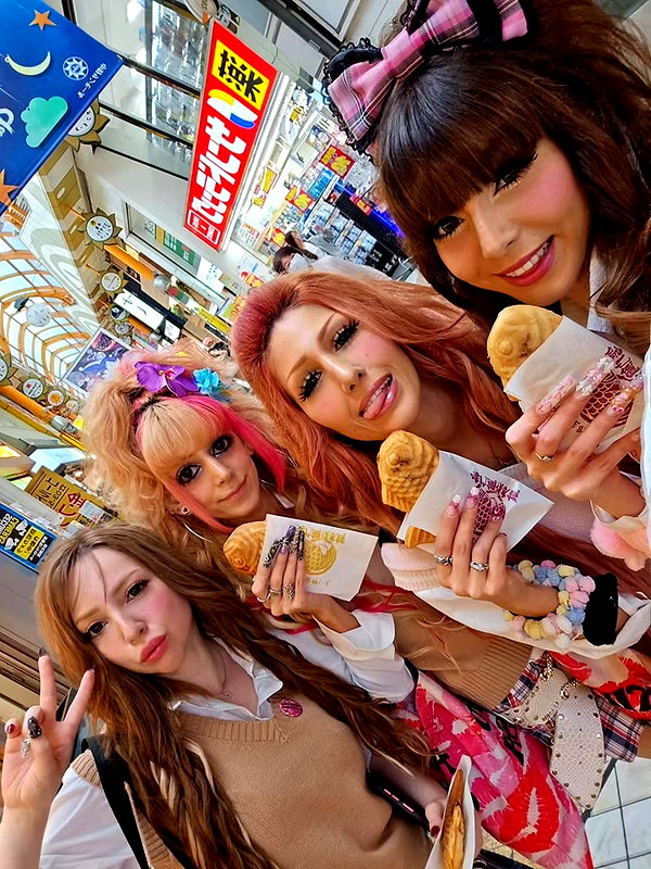 Archived image from @piyokoblog on Instagram