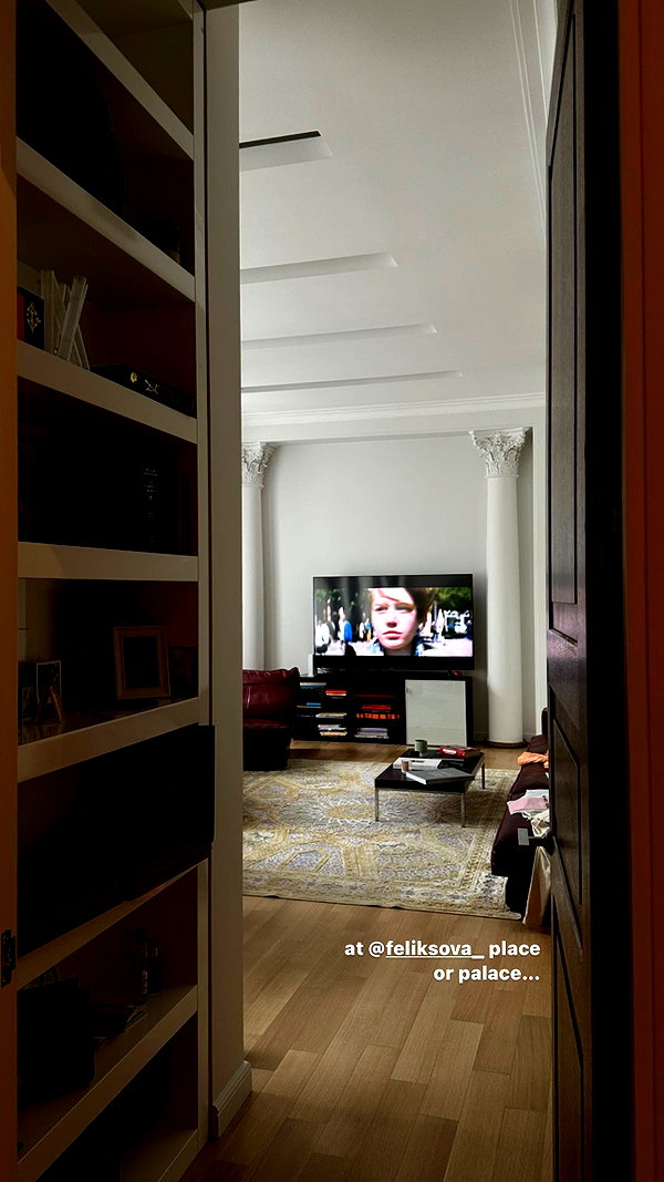 veroni22ka instagram image archive image