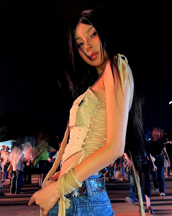 ll.lu1s instagram image archive image