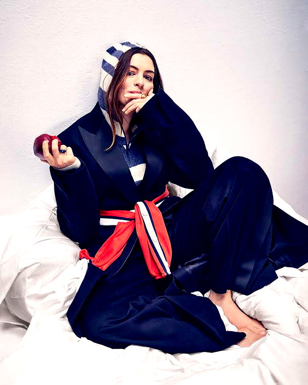 annehathaway instagram image archive image