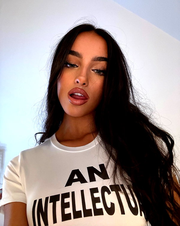 ellachristo instagram image archive image