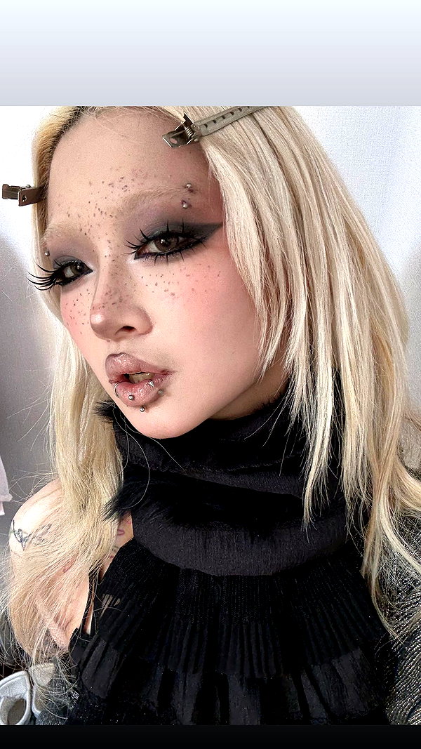 angelwithashotgunxx archive image