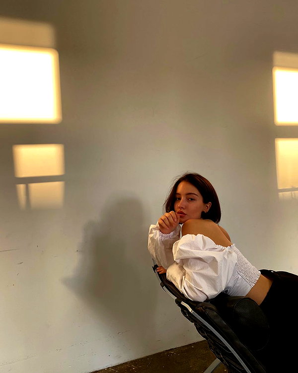 veroni22ka instagram image archive image
