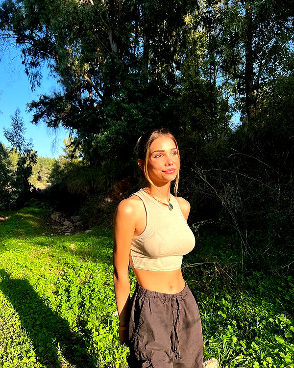 yulia.isakov instagram image archive image